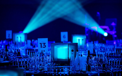 Top tips for choosing table centre decorations