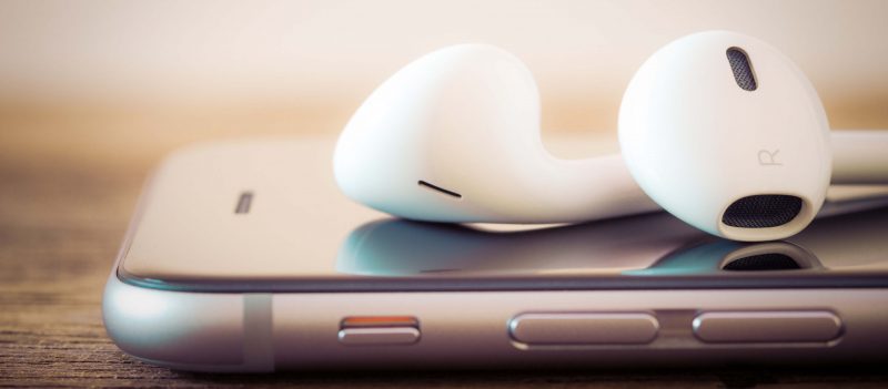 podcast headphones